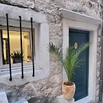 La E Bella Iii 4*