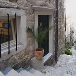 La E Bella Iii